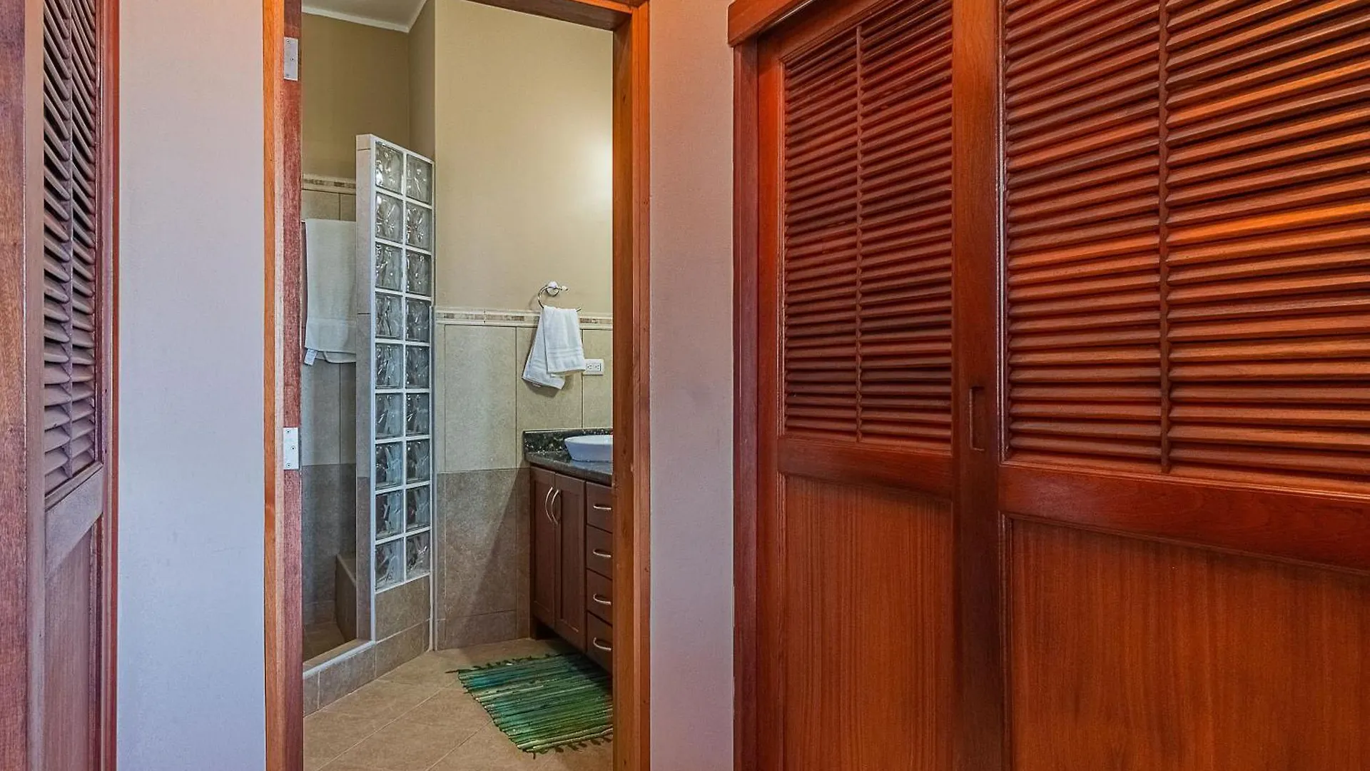 Truly Beachfront At Quiet Beach Cabarete Appartement